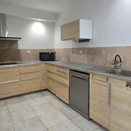 8p Terrace & Alberes 펜션 *